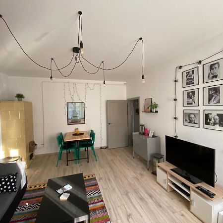 Room Bueno Eger Bagian luar foto