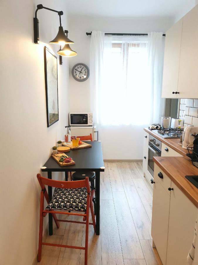 Room Bueno Eger Bagian luar foto